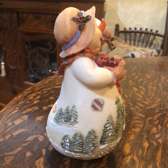 Adorable Snowlady - Picture 4 of 7